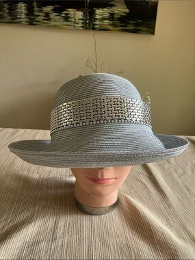 Elegant Metallic SilverHat with Decorative Band